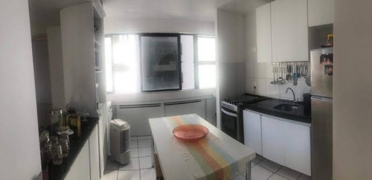 Imagem Apartamento com 2 Quartos à Venda, 65 m² em Boa Viagem - Recife
