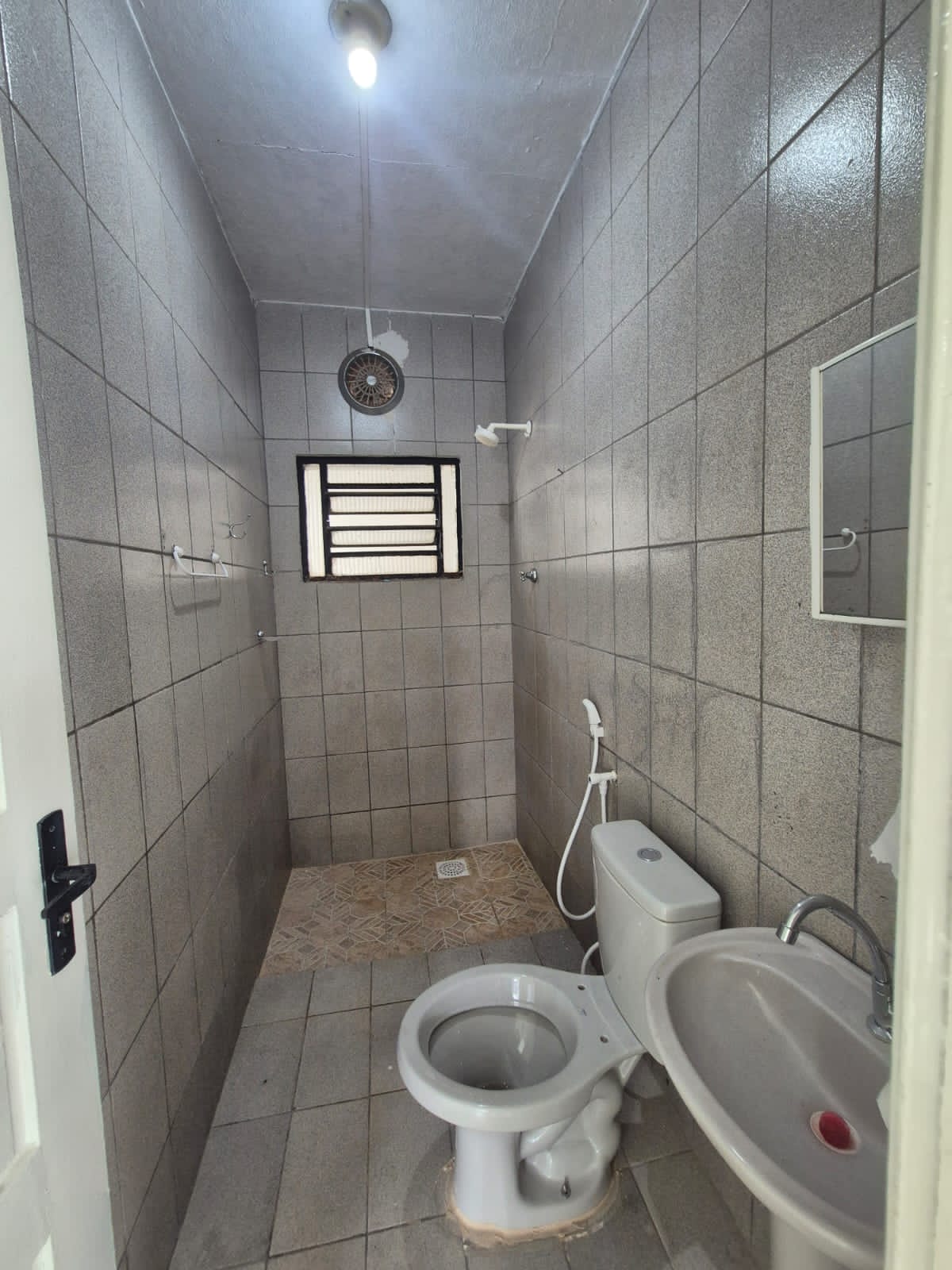 Imagem Casa com 3 Quartos para Alugar, 130 m² em Parque 10 de Novembro - Manaus Imagem Casa com 3 Quartos para Alugar, 130 m² em Parque 10 de Novembro - Manaus