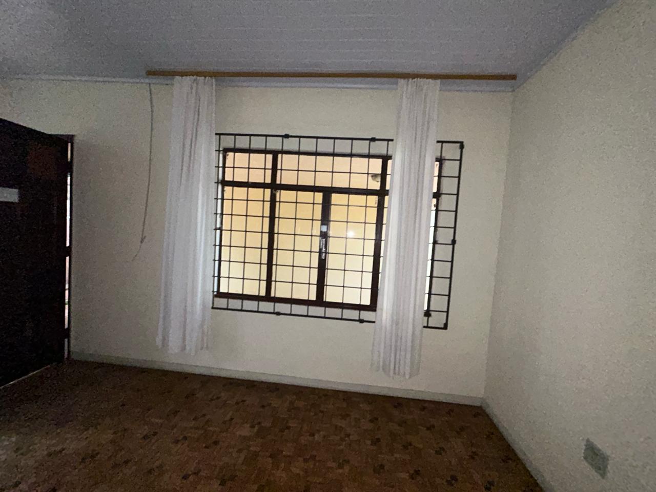 Imagem Terreno à Venda, 600 m² em Portão - Curitiba