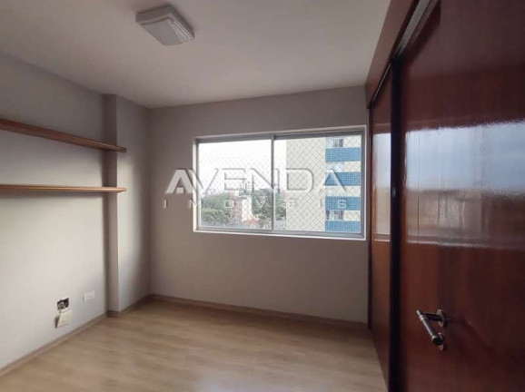 Imagem Apartamento com 3 Quartos à Venda, 80 m² em Cabral - Curitiba