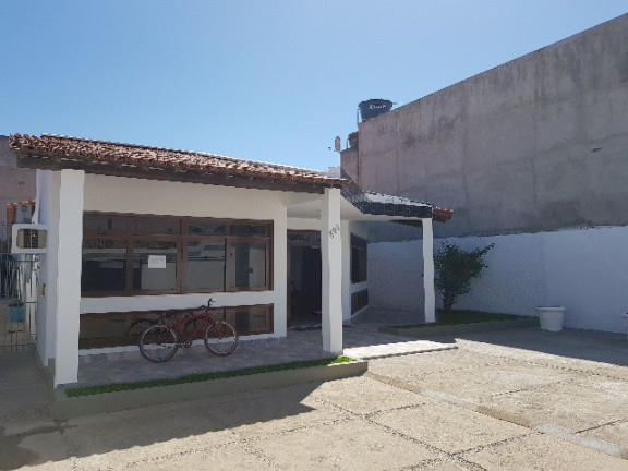 Imagem Casa com 3 Quartos à Venda, 222 m² em Atalaia - Aracaju Imagem Casa com 3 Quartos à Venda, 222 m² em Atalaia - Aracaju