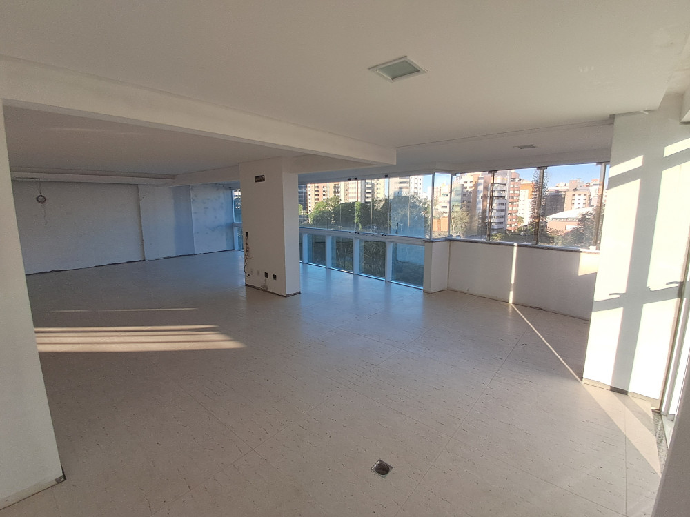 Imagem Apartamento com 3 Quartos à Venda, 240 m²em Centro - Criciúma Imagem Apartamento com 3 Quartos à Venda, 240 m²em Centro - Criciúma