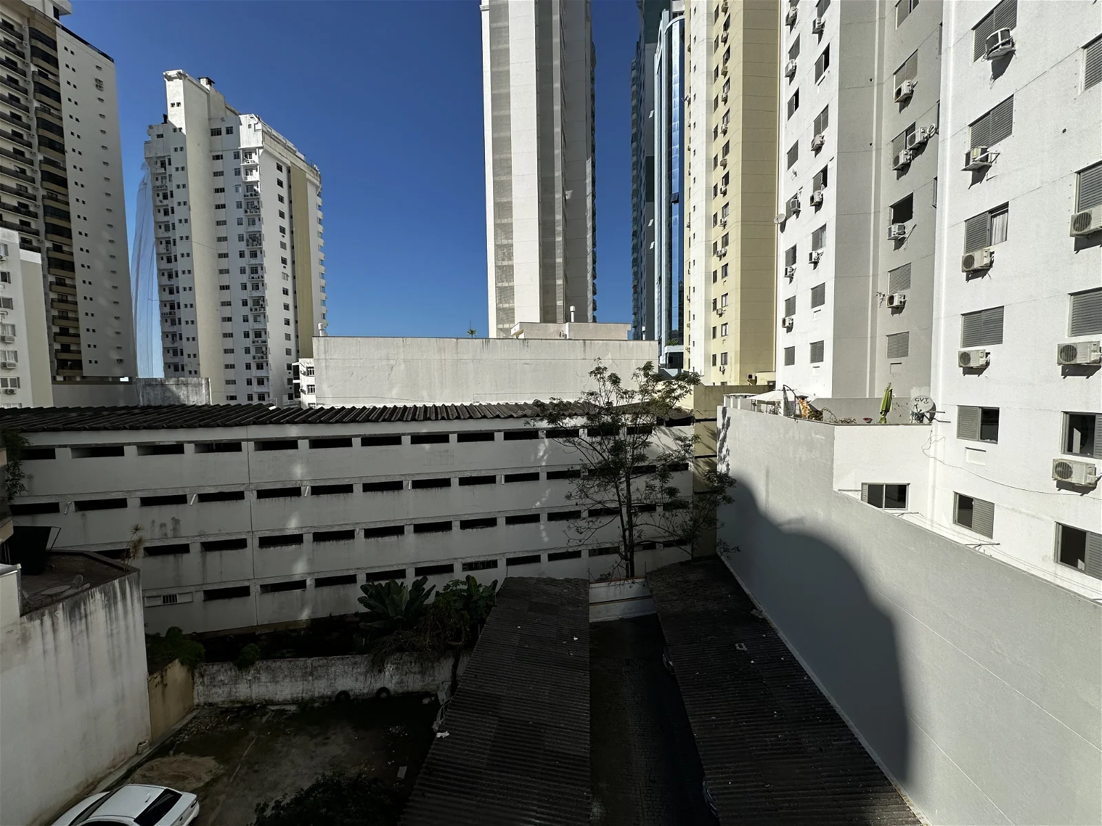 Imagem Apartamento com 2 Quartos à Venda, 80 m²em Centro - Balneário Camboriú