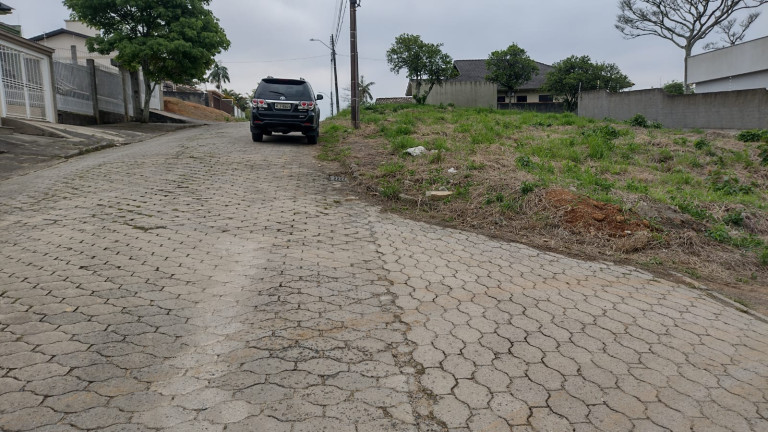 Imagem Terreno à Venda,  em Pinheirinho - Criciúma