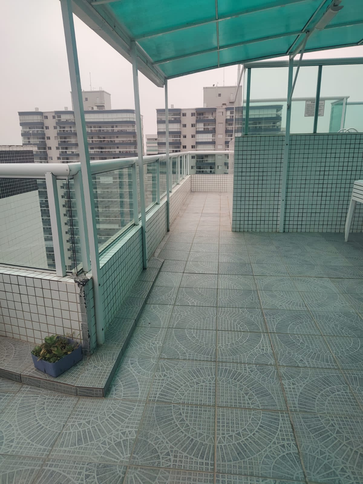 Imagem Apartamento com 2 Quartos à Venda, 75 m² em Ocian - Praia Grande