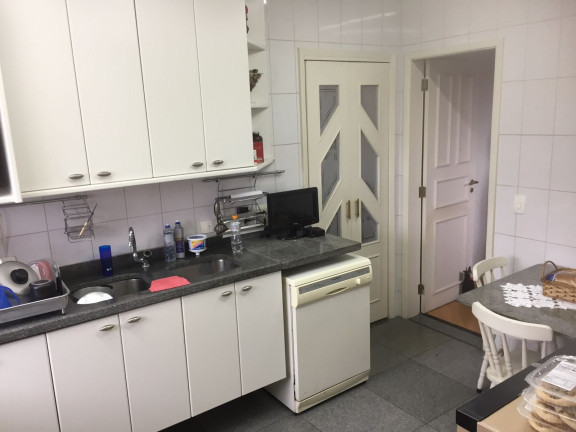Imagem Apartamento com 4 Quartos à Venda,  em Vila Uberabinha - São Paulo