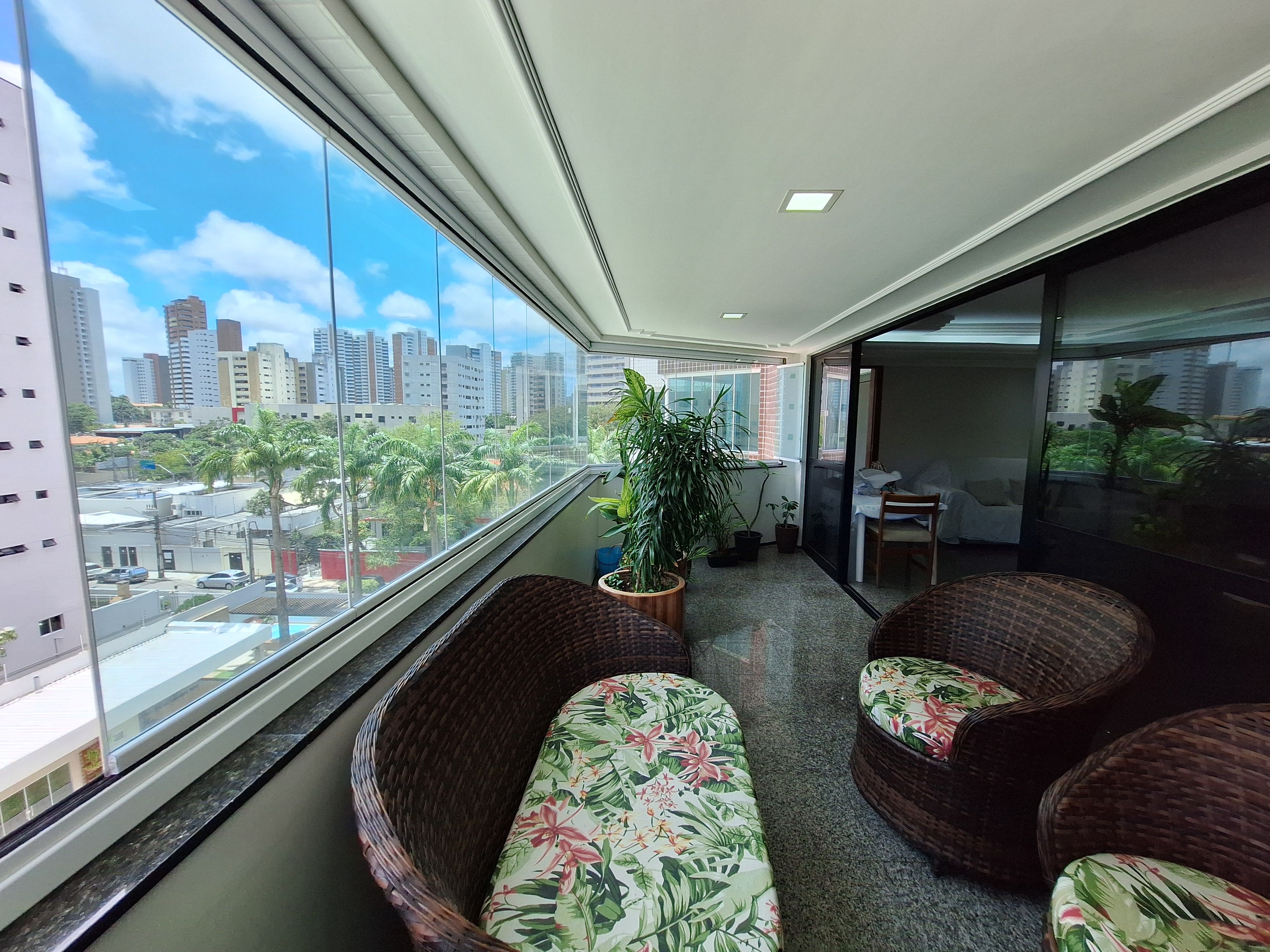 Imagem Apartamento com 3 Quartos à Venda, 197 m² em Aldeota - Fortaleza