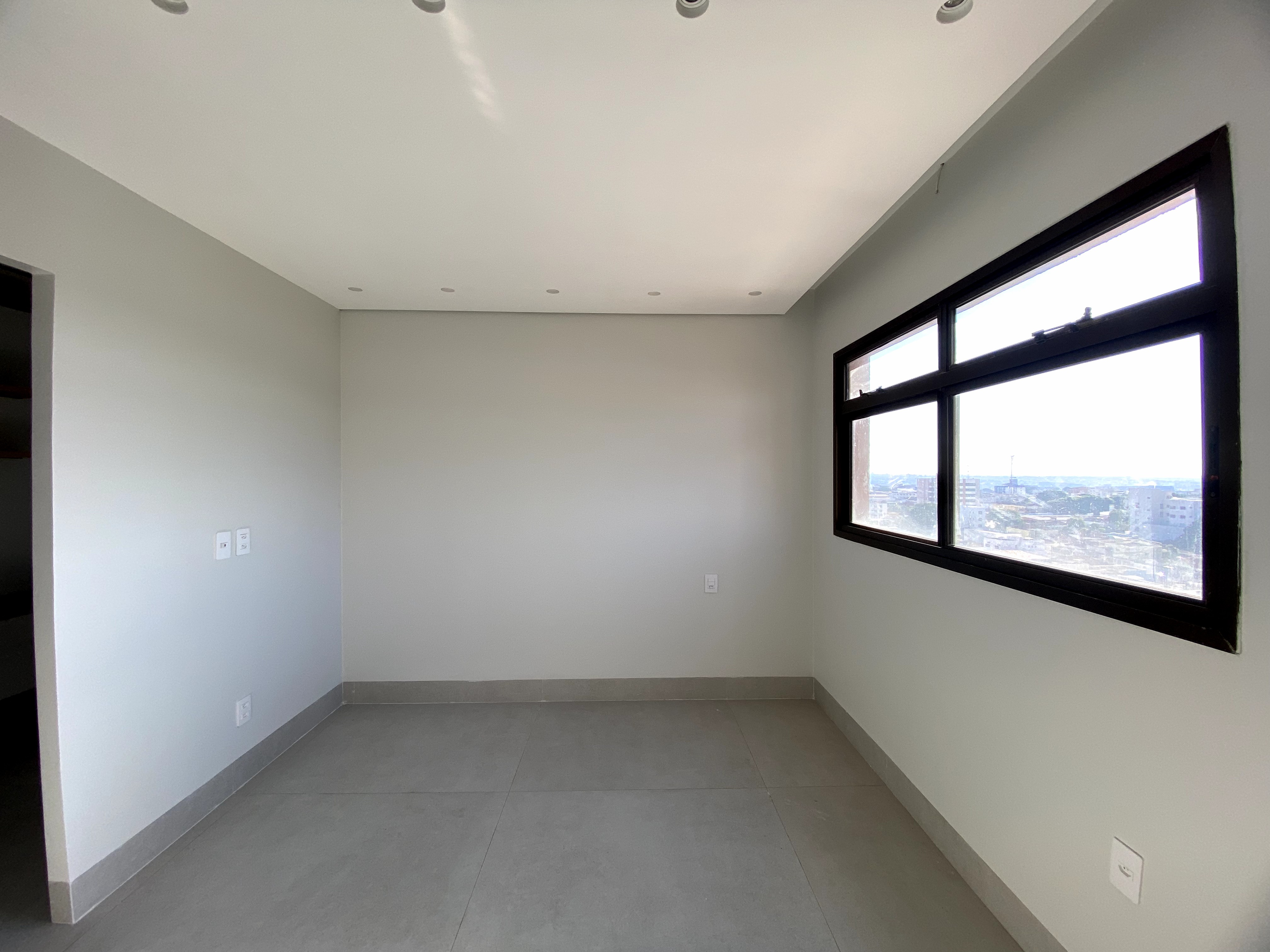 Imagem Apartamento com 4 Quartos à Venda, 216 m²em Martins - Uberlândia Imagem Apartamento com 4 Quartos à Venda, 216 m²em Martins - Uberlândia