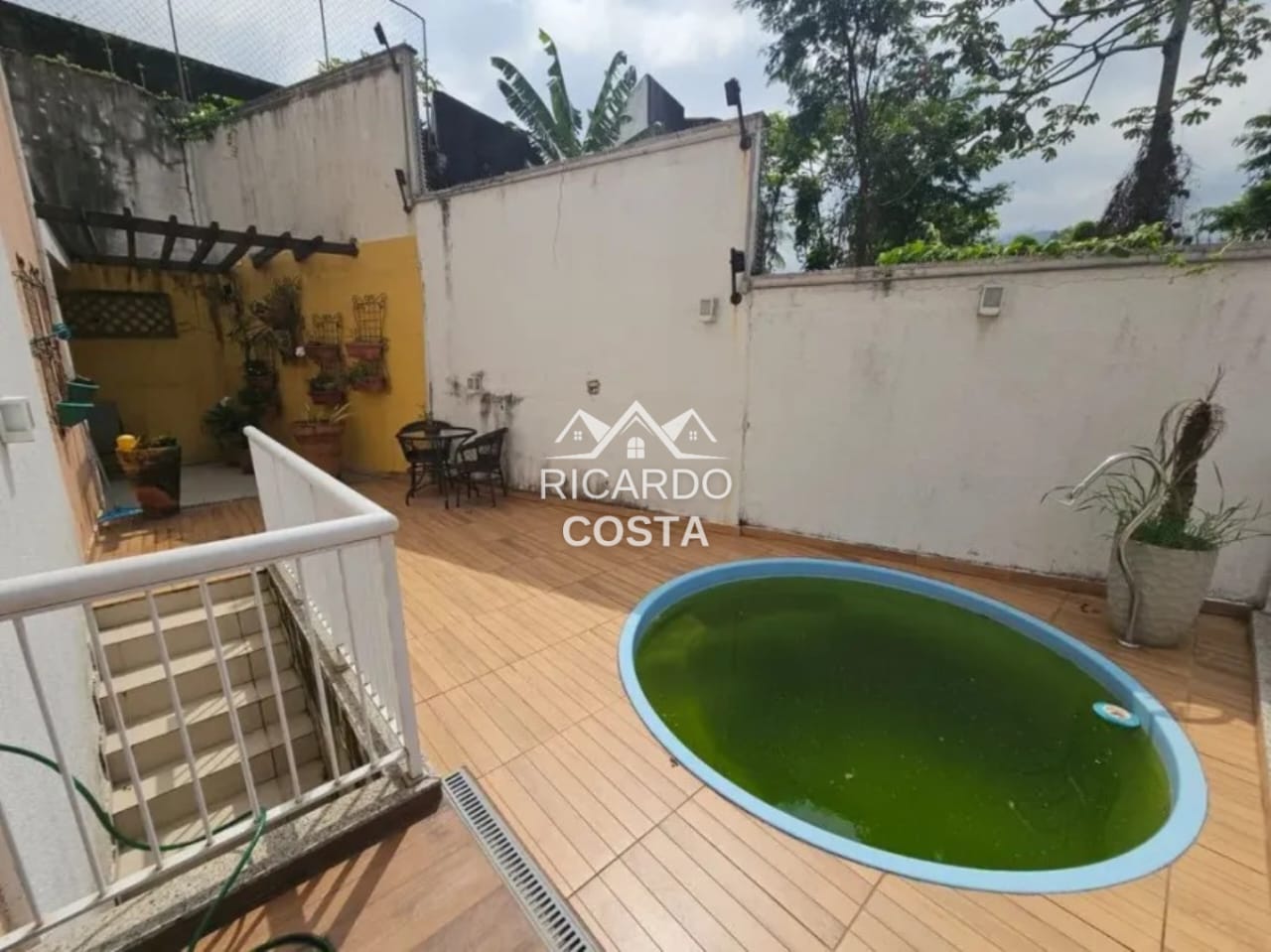 Imagem Casa de Condomínio com 4 Quartos à Venda, 166 m² em Freguesia (Jacarepaguá) - Rio de Janeiro Imagem Casa de Condomínio com 4 Quartos à Venda, 166 m² em Freguesia (Jacarepaguá) - Rio de Janeiro