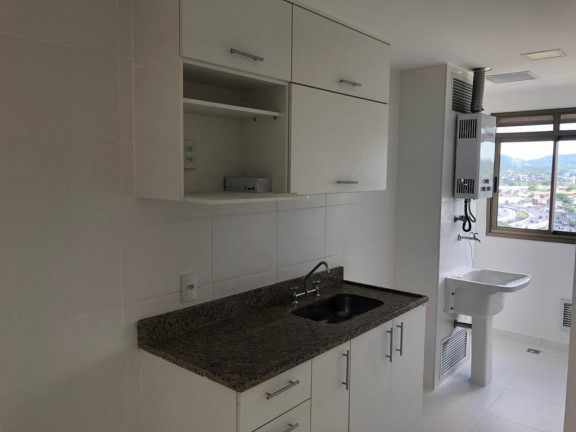 Imagem Apartamento com 2 Quartos à Venda, 65 m² em Jacarepaguá - Rio de Janeiro