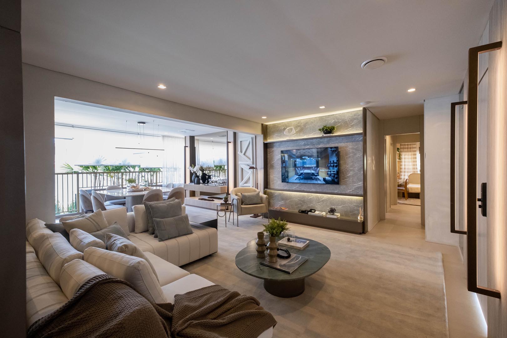 Imagem Apartamento com 3 Quartos à Venda, 123 m²em Moema - São Paulo Imagem Apartamento com 3 Quartos à Venda, 123 m²em Moema - São Paulo