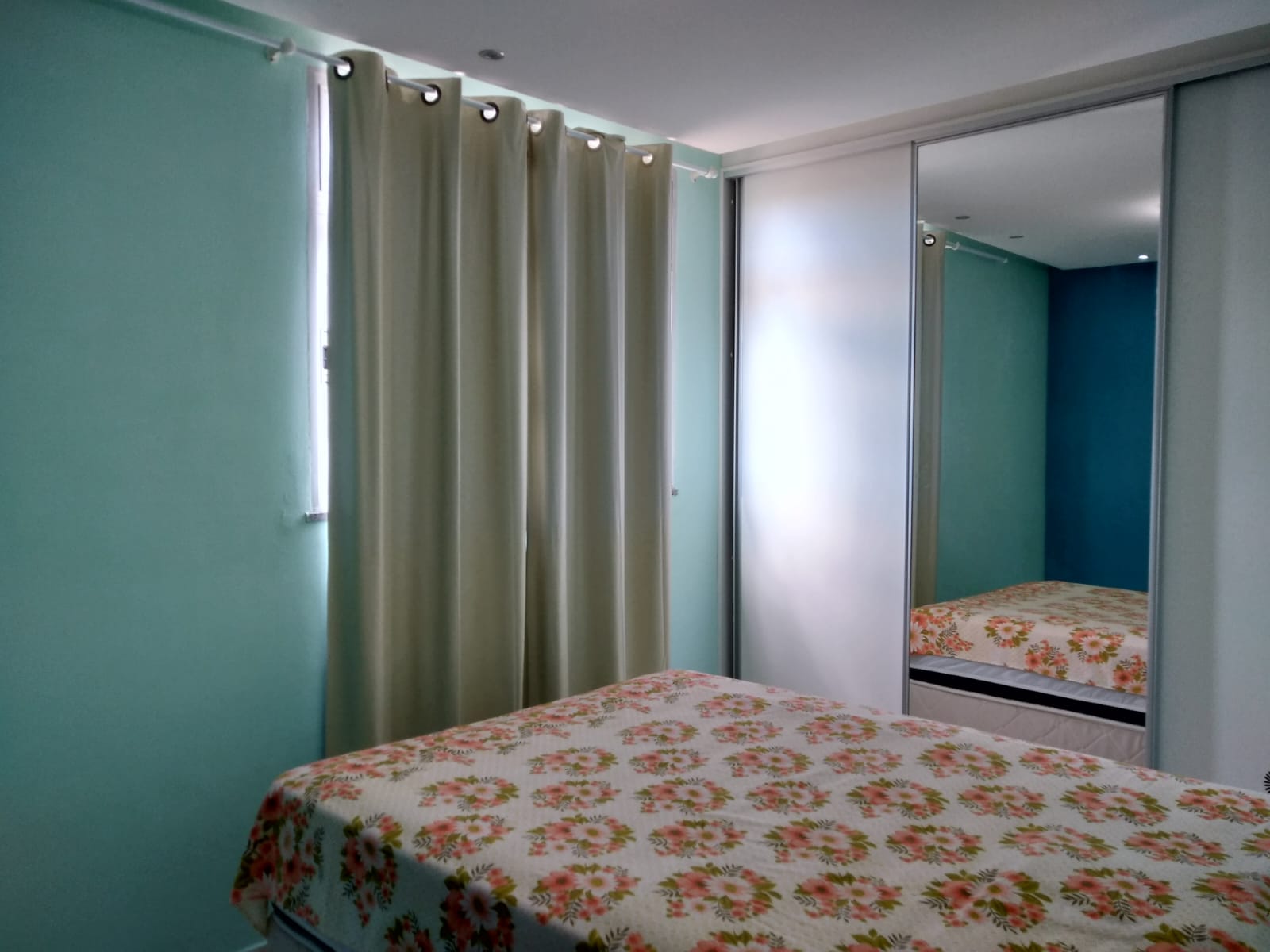 Imagem Apartamento com 3 Quartos à Venda, 69 m²em Centro - Lauro de Freitas