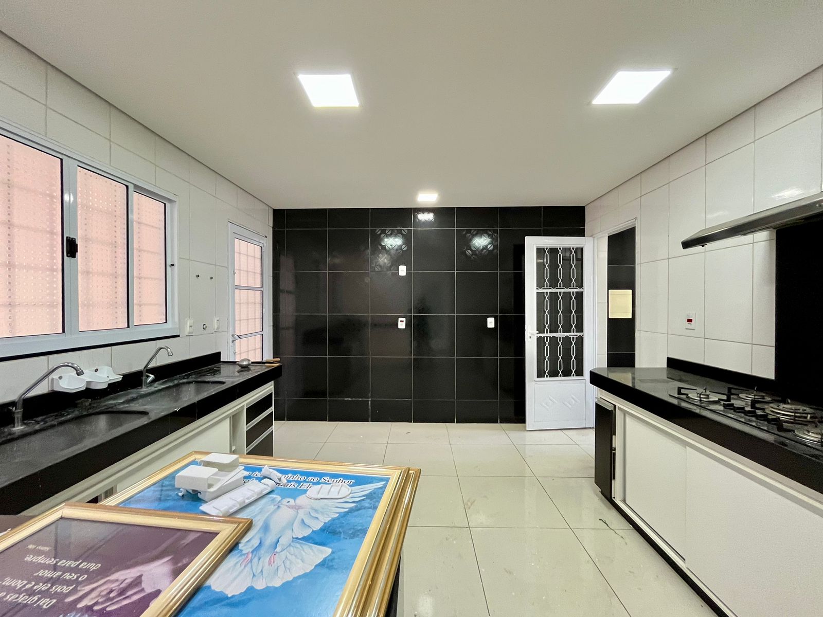 Imagem Casa com 4 Quartos à Venda, 220 m²em Rio Branco - Belo Horizonte Imagem Casa com 4 Quartos à Venda, 220 m²em Rio Branco - Belo Horizonte