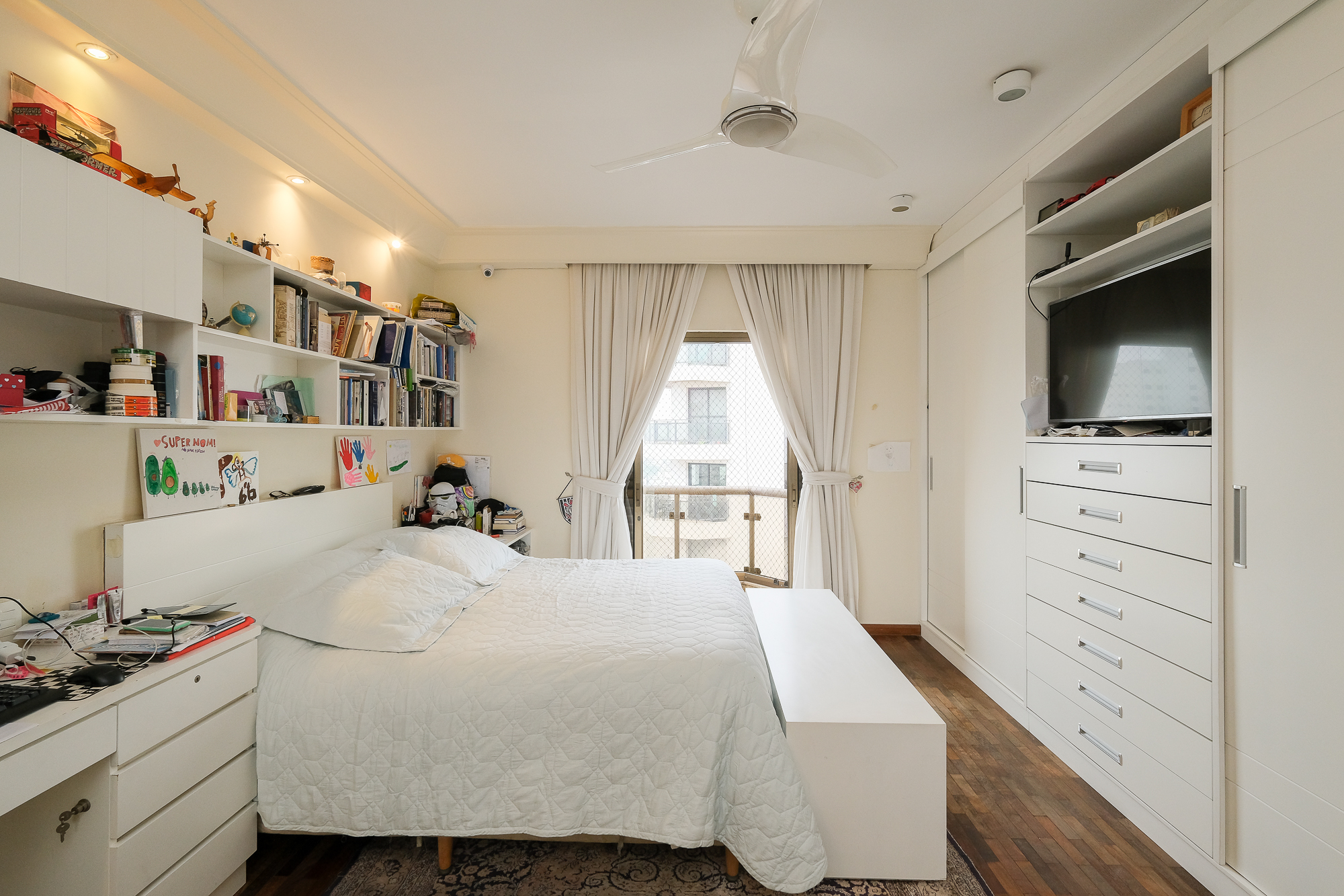 Imagem Apartamento com 4 Quartos à Venda ou Locação, 270 m²em Santa Cecília - São Paulo