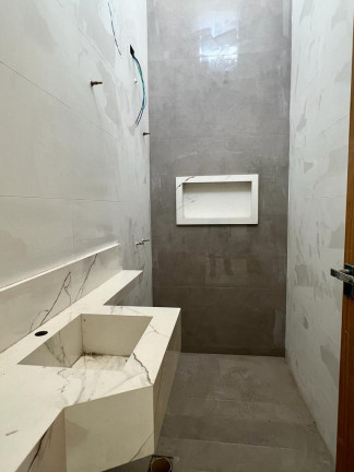 Imagem Casa com 3 Quartos à Venda, 141 m² em Santa Amélia - Belo Horizonte