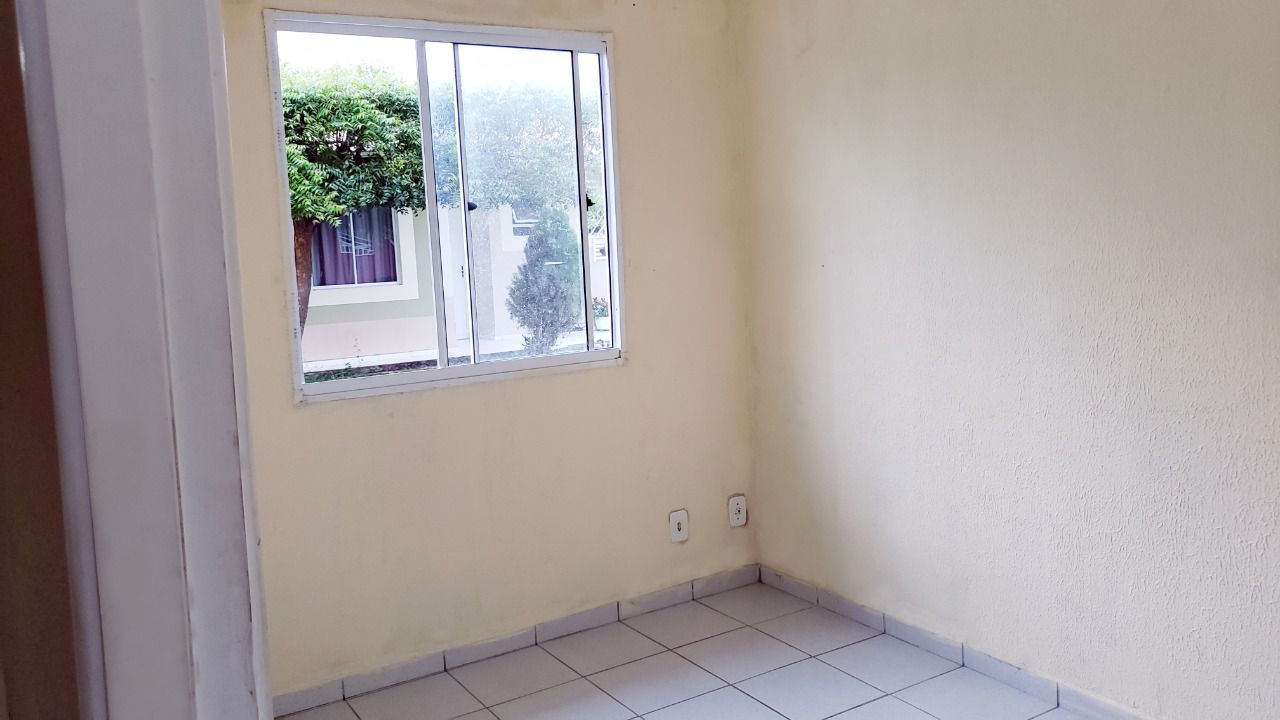 Imagem Casa de Condomínio com 2 Quartos à Venda, 43 m²em Senador Carlos Jereissati - Pacatuba