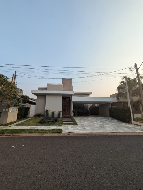 Imagem Casa com 3 Quartos à Venda, 269 m²em Parque Residencial Damha V - São José do Rio Preto Imagem Casa com 3 Quartos à Venda, 269 m²em Parque Residencial Damha V - São José do Rio Preto