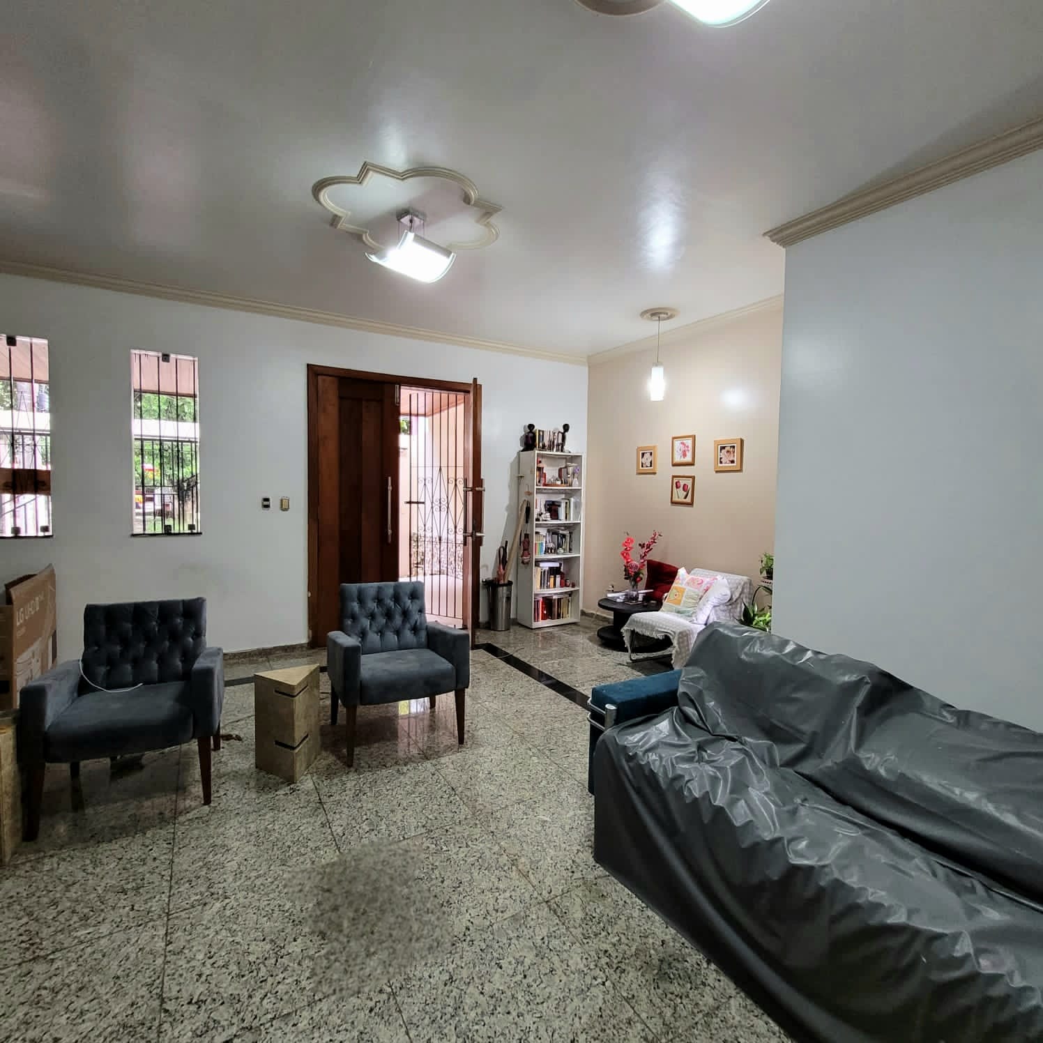 Imagem Casa com 4 Quartos à Venda, 250 m²em Marco - Belém Imagem Casa com 4 Quartos à Venda, 250 m²em Marco - Belém