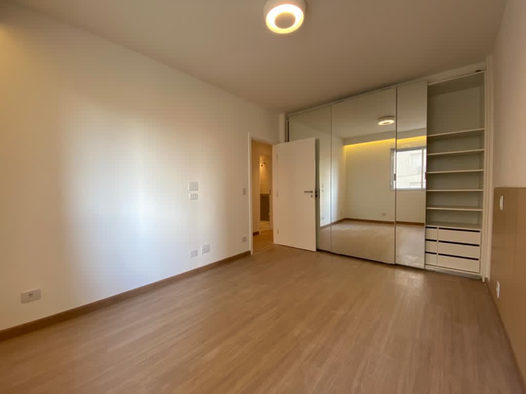 Imagem Apartamento com 3 Quartos à Venda ou Locação, 127 m²em Gonzaga - Santos