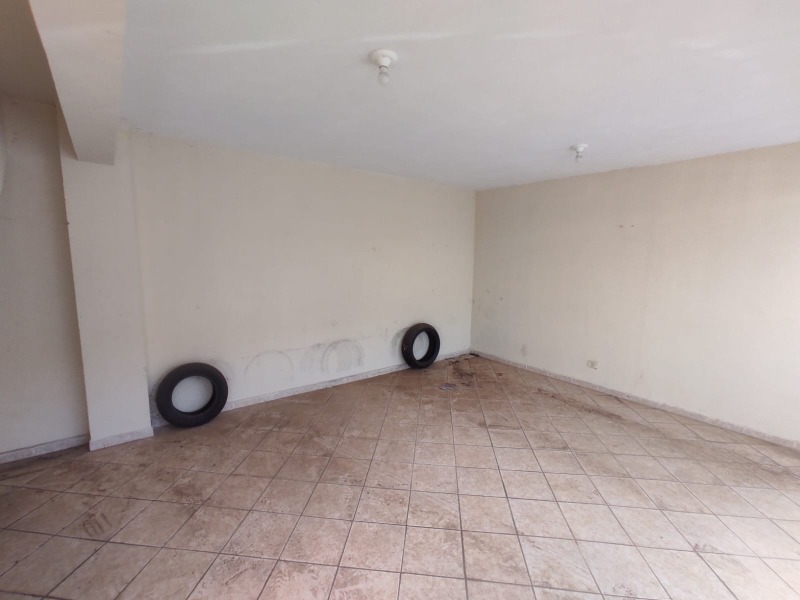 Imagem Casa com 2 Quartos para Alugar, 180 m²em Chácara Inglesa - São Paulo