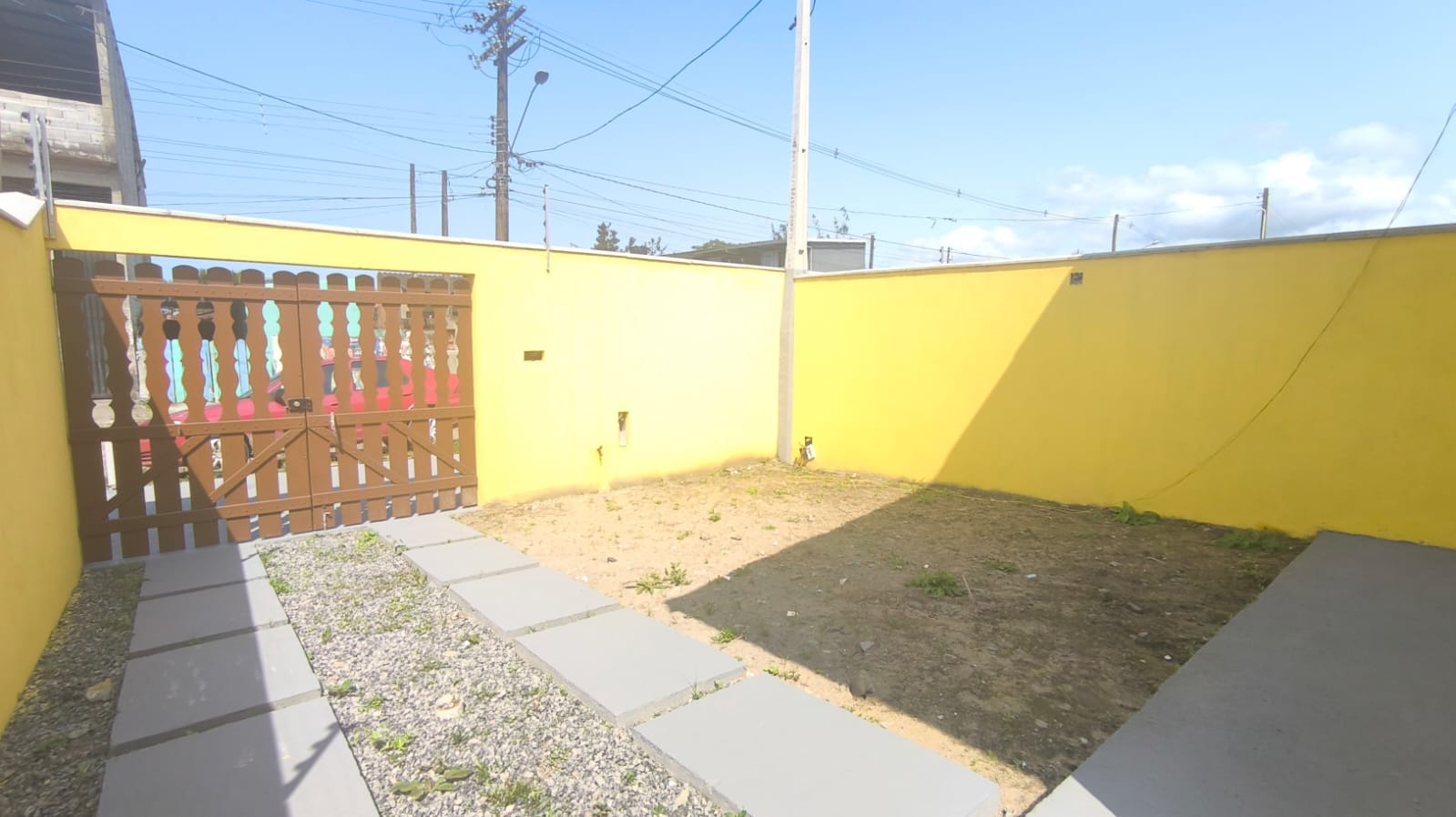 Imagem Casa com 2 Quartos à Venda, 52 m²em Balneário Califórnia - Itanhaém Imagem Casa com 2 Quartos à Venda, 52 m²em Balneário Califórnia - Itanhaém