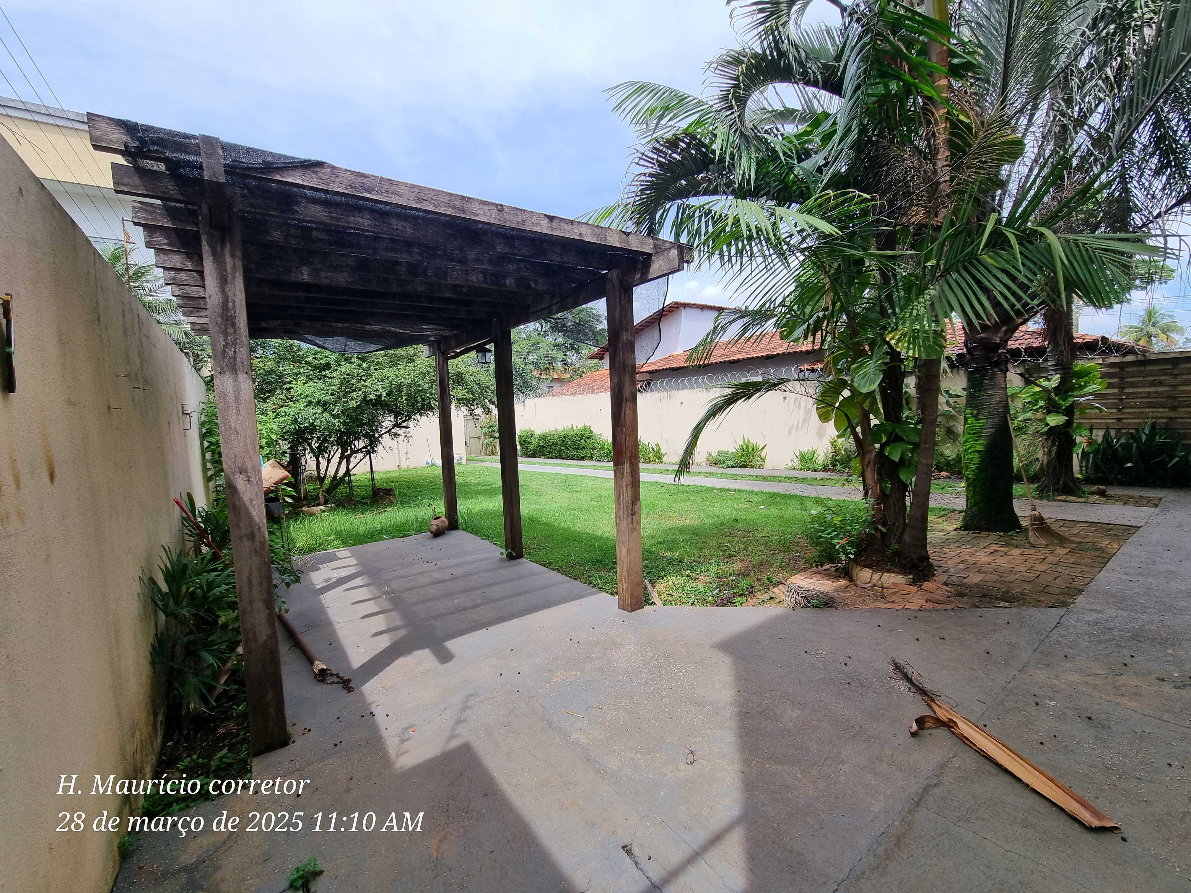 Imagem Sobrado com 3 Quartos à Venda, 165 m² em Setor Jaó - Goiânia Imagem Sobrado com 3 Quartos à Venda, 165 m² em Setor Jaó - Goiânia