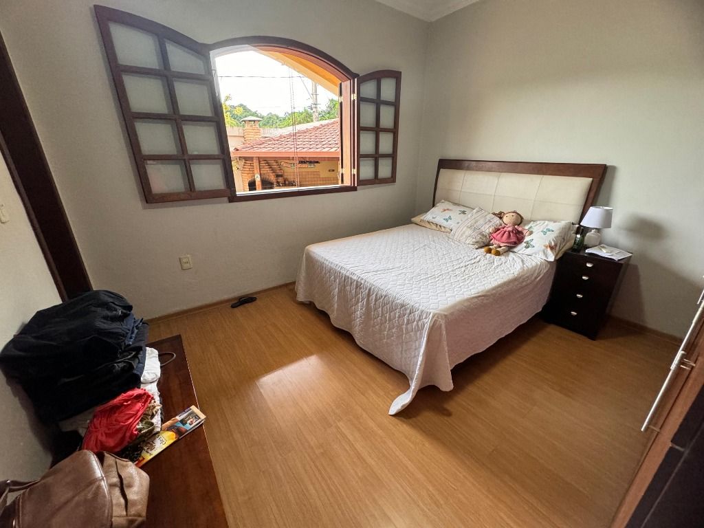 Imagem Casa com 4 Quartos à Venda, 249 m² em Tijuca - Contagem Imagem Casa com 4 Quartos à Venda, 249 m² em Tijuca - Contagem