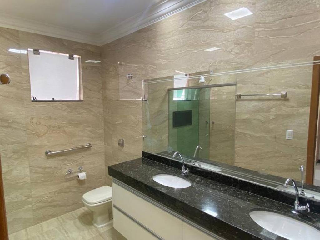 Imagem Casa de Condomínio com 3 Quartos à Venda, 245 m²em Jardins Atenas - Goiânia Imagem Casa de Condomínio com 3 Quartos à Venda, 245 m²em Jardins Atenas - Goiânia