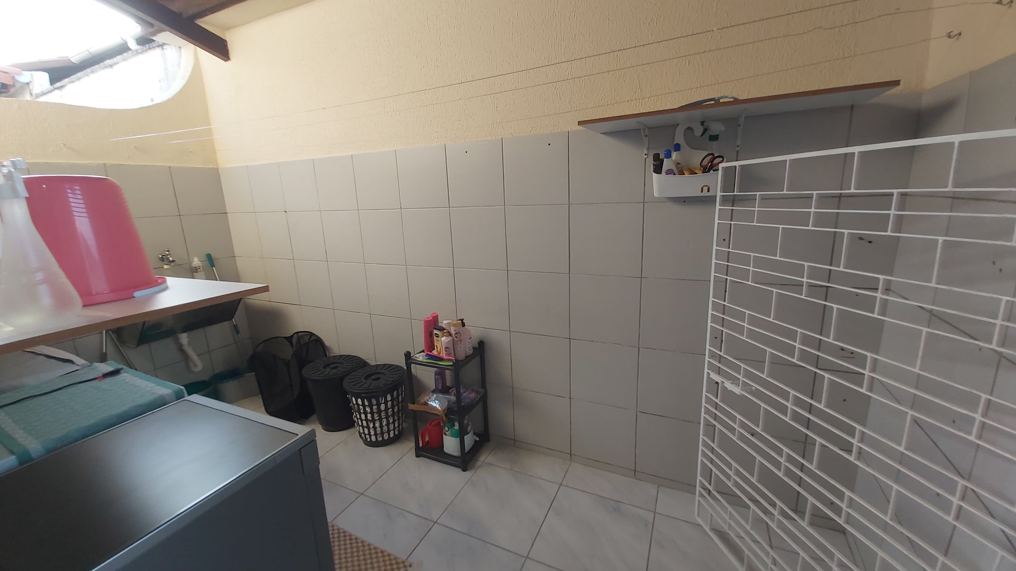 Imagem Casa de Condomínio com 4 Quartos à Venda, 198 m² em Sapiranga-Coité - Fortaleza Imagem Casa de Condomínio com 4 Quartos à Venda, 198 m² em Sapiranga-Coité - Fortaleza