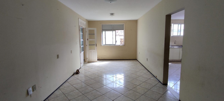 Imagem Casa com 4 Quartos à Venda, 150 m² em Cidade dos Funcionários - Fortaleza Imagem Casa com 4 Quartos à Venda, 150 m² em Cidade dos Funcionários - Fortaleza