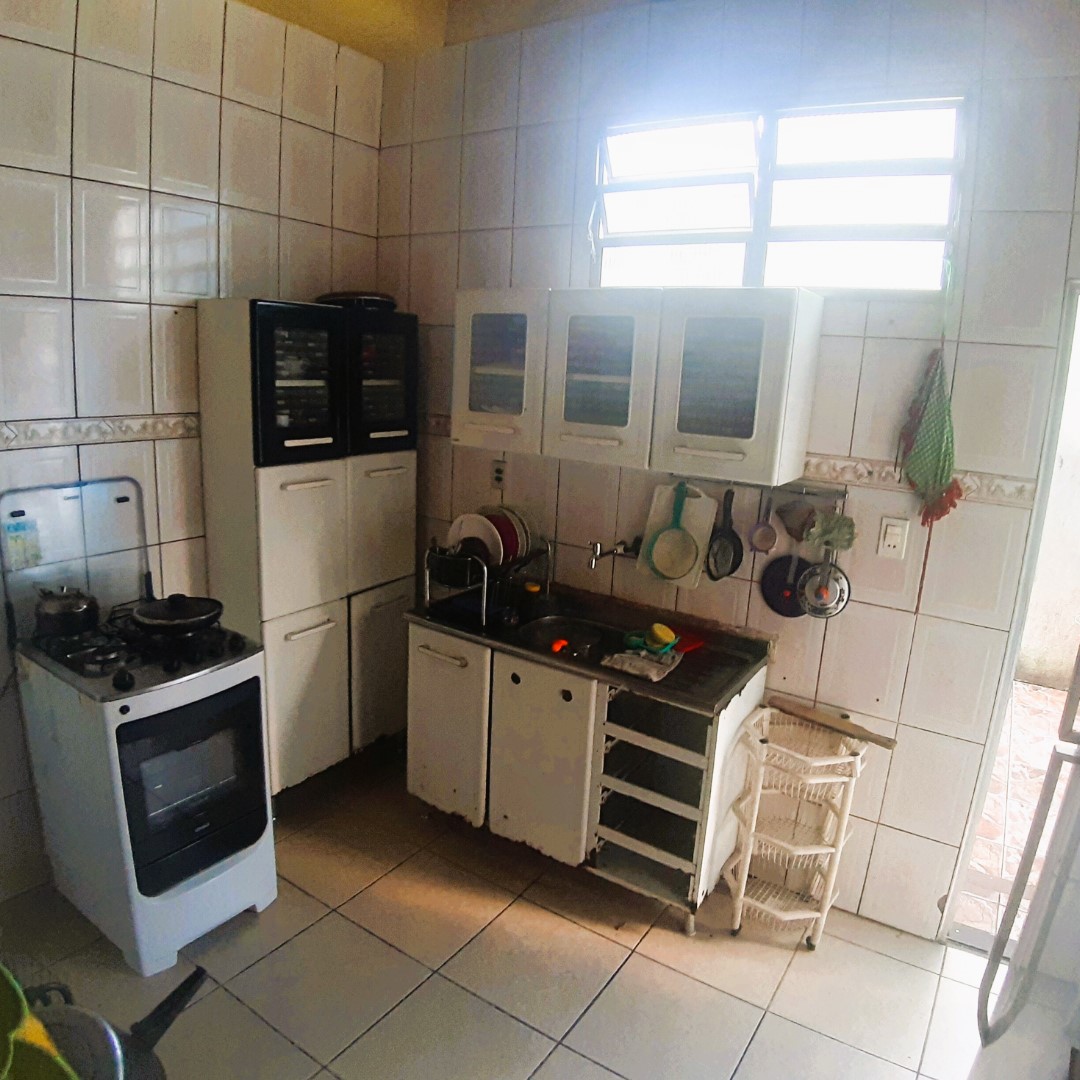 Imagem Casa com 4 Quartos à Venda, 254 m²em Novo Aleixo - Manaus Imagem Casa com 4 Quartos à Venda, 254 m²em Novo Aleixo - Manaus