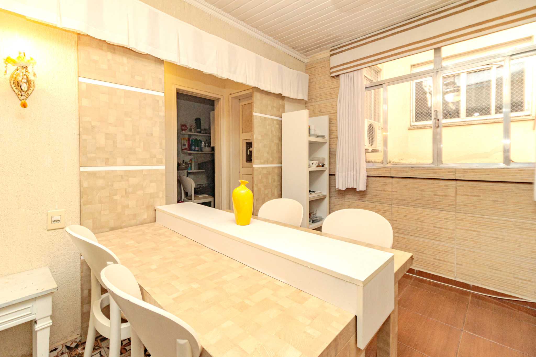 Imagem Apartamento com 2 Quartos à Venda, 66 m² em Petrópolis - Porto Alegre Imagem Apartamento com 2 Quartos à Venda, 66 m² em Petrópolis - Porto Alegre