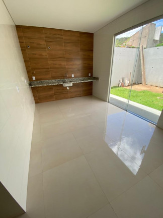Imagem Casa com 3 Quartos à Venda, 180 m² em Centro - Barreiras Imagem Casa com 3 Quartos à Venda, 180 m² em Centro - Barreiras
