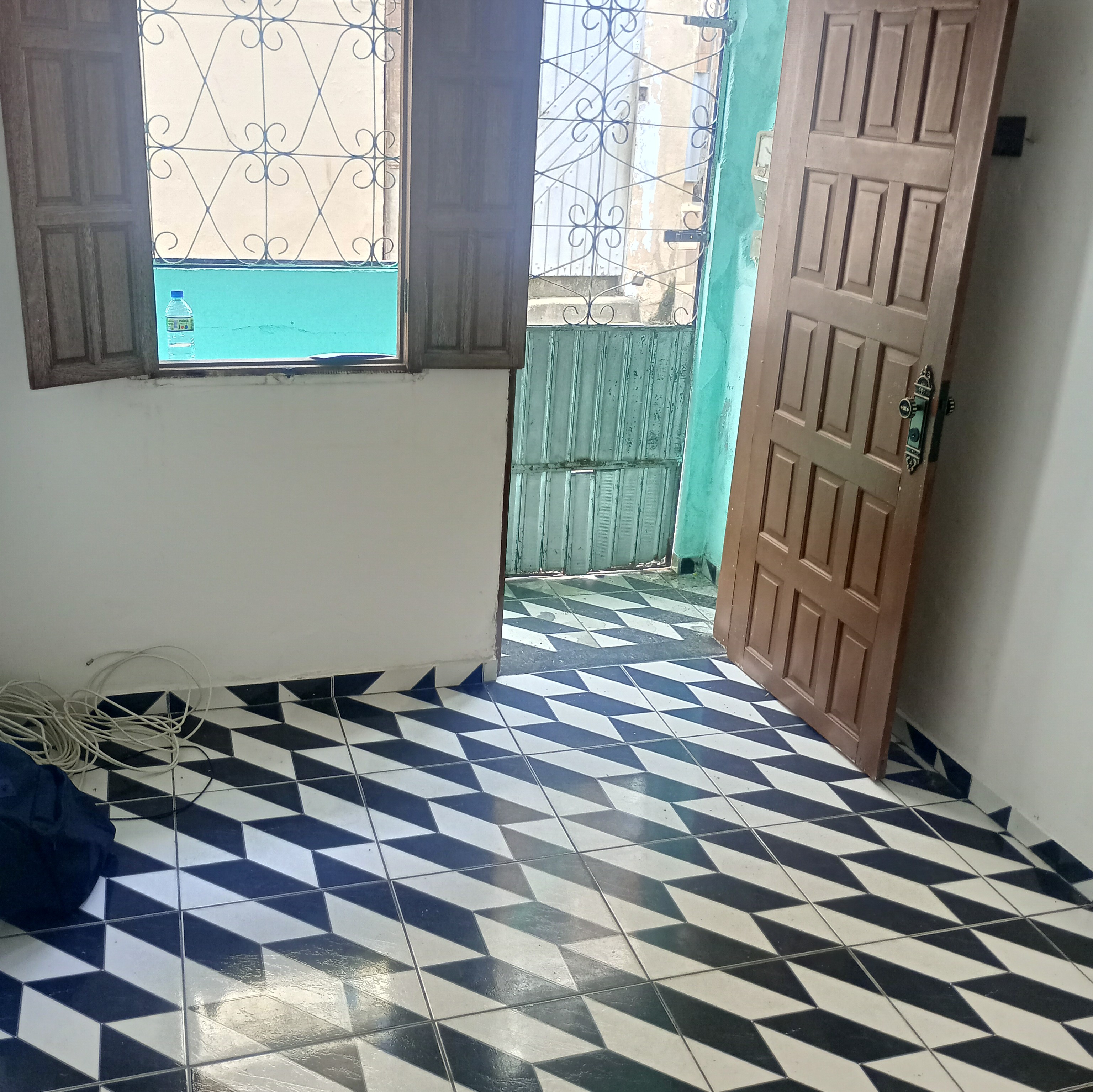Imagem Casa com 2 Quartos à Venda ou Locação, 60 m² em São Cristóvão - Salvador Imagem Casa com 2 Quartos à Venda ou Locação, 60 m² em São Cristóvão - Salvador