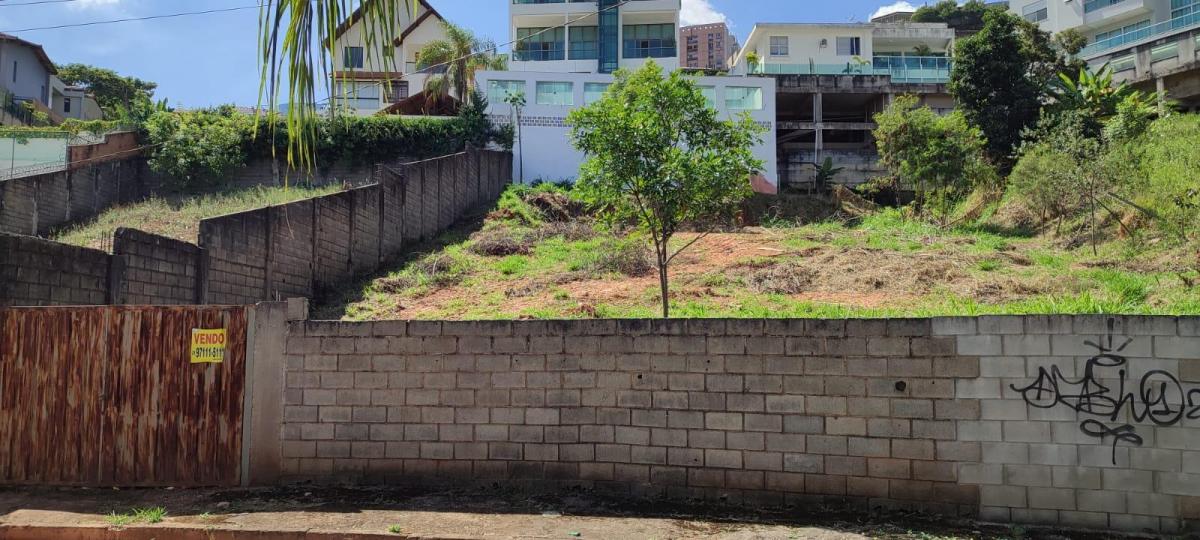 Imagem Terreno à Venda, 791 m² em Santa Sofia - Belo Horizonte Imagem Terreno à Venda, 791 m² em Santa Sofia - Belo Horizonte