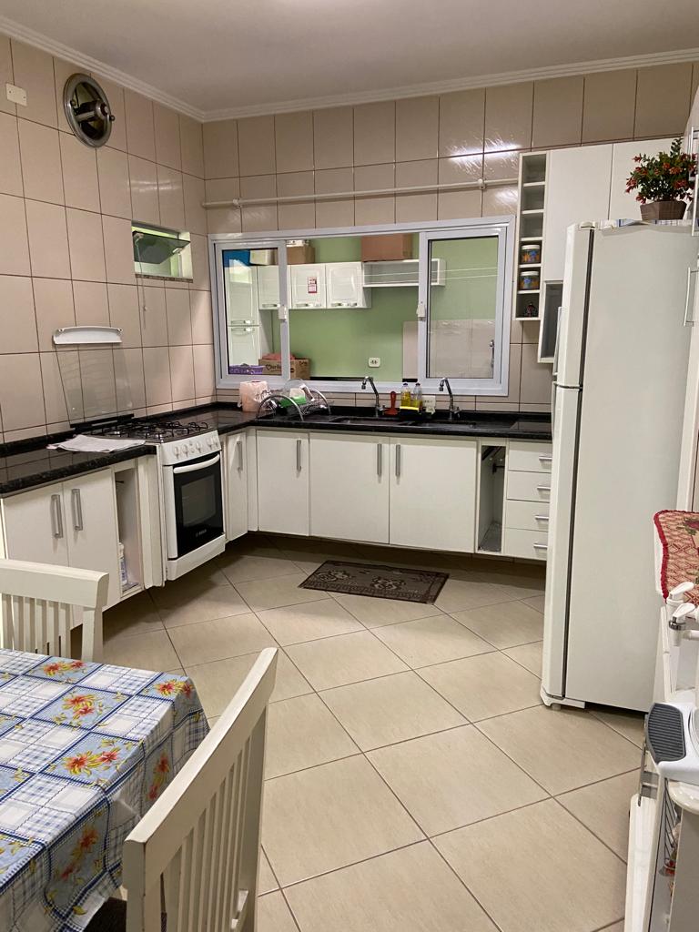 Imagem Sobrado com 3 Quartos à Venda, 166 m²em Jardim Rina - Santo André Imagem Sobrado com 3 Quartos à Venda, 166 m²em Jardim Rina - Santo André