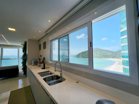 Imagem Apartamento com 3 Quartos à Venda, 310 m² em Centro - Balneário Camboriú
