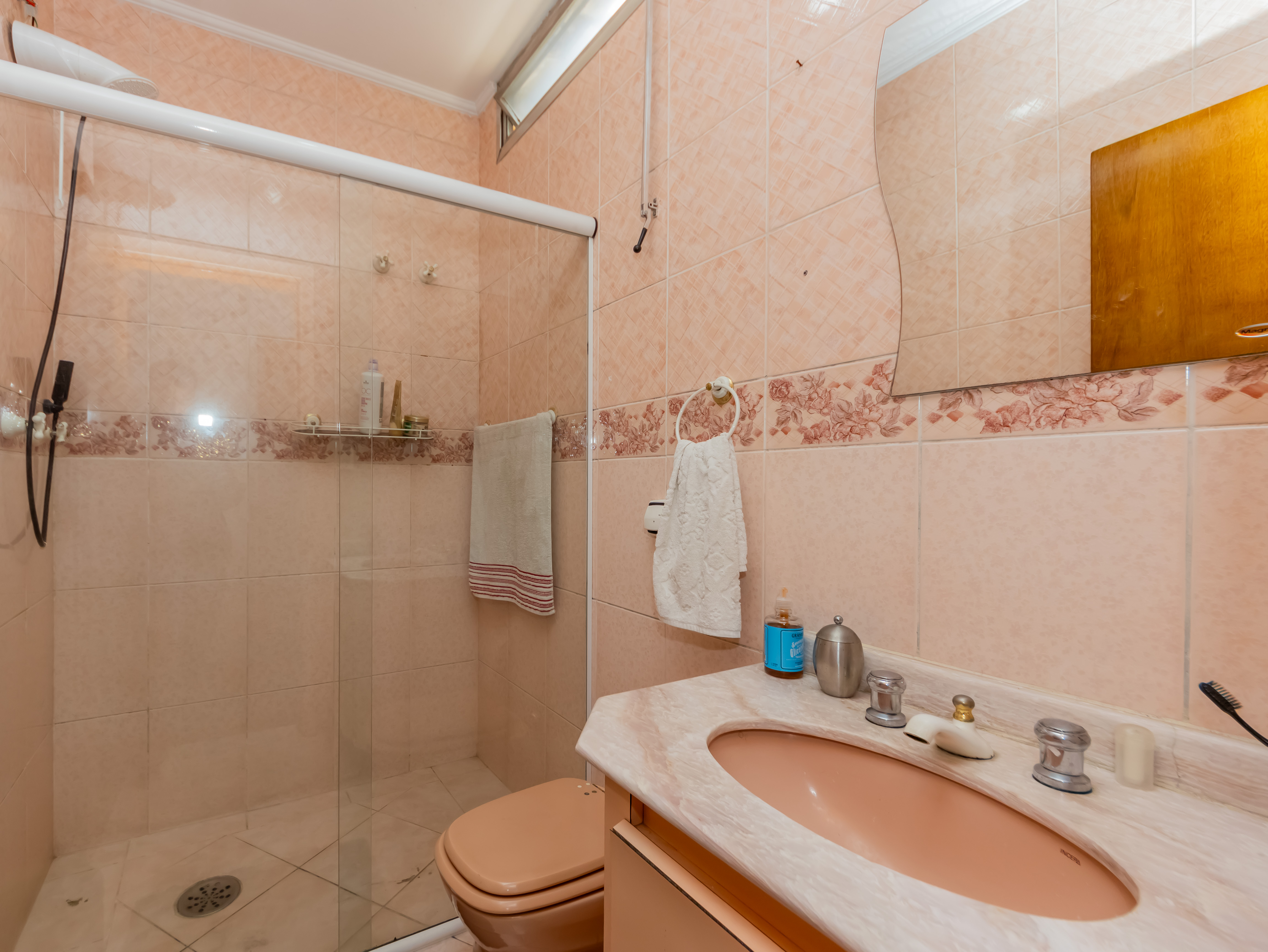 Imagem Sobrado com 3 Quartos à Venda, 300 m² em Vila Lúcia Elvira - São Paulo