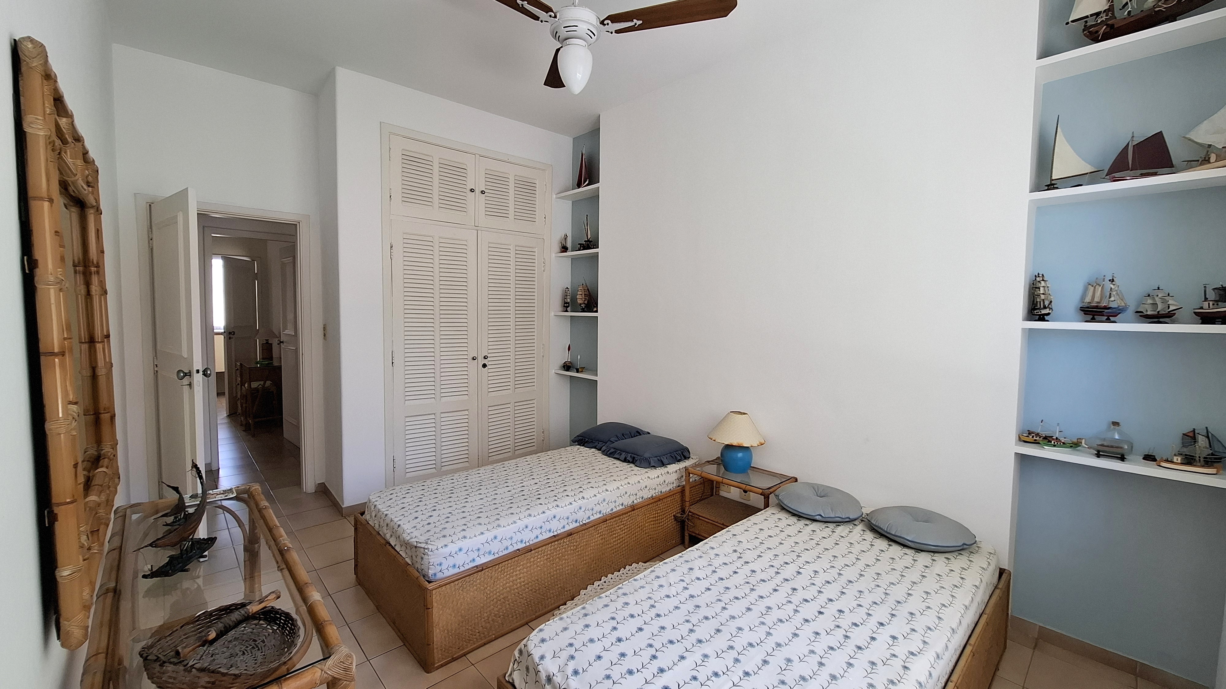 Imagem Apartamento com 3 Quartos à Venda, 162 m² em Pitangueiras - Guarujá Imagem Apartamento com 3 Quartos à Venda, 162 m² em Pitangueiras - Guarujá