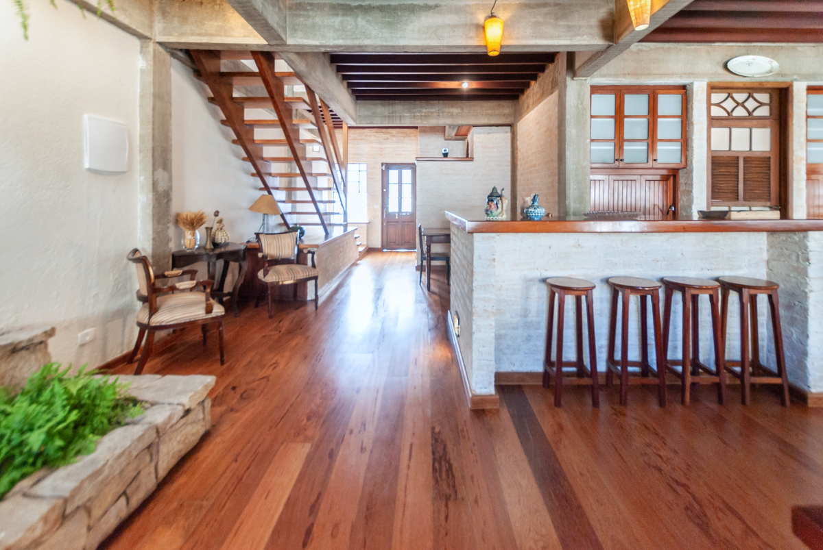 Imagem Casa com 3 Quartos à Venda, 230 m² em Jardim Paulistano - São Paulo