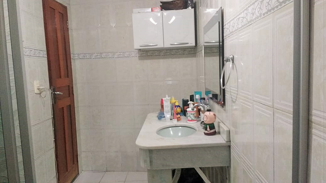 Imagem Casa com 6 Quartos à Venda, 280 m²em Adrianópolis - Manaus Imagem Casa com 6 Quartos à Venda, 280 m²em Adrianópolis - Manaus
