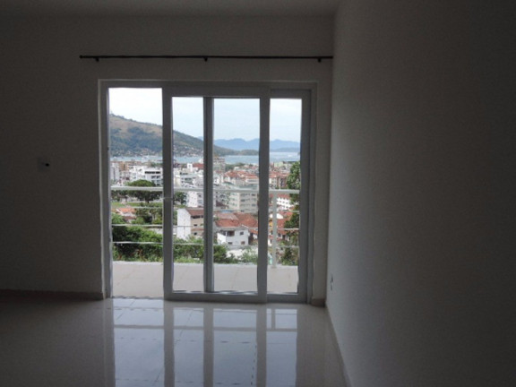 Imagem Casa com 3 Quartos para Alugar, 300 m² em Parque das Palmeiras - Angra dos Reis Imagem Casa com 3 Quartos para Alugar, 300 m² em Parque das Palmeiras - Angra dos Reis