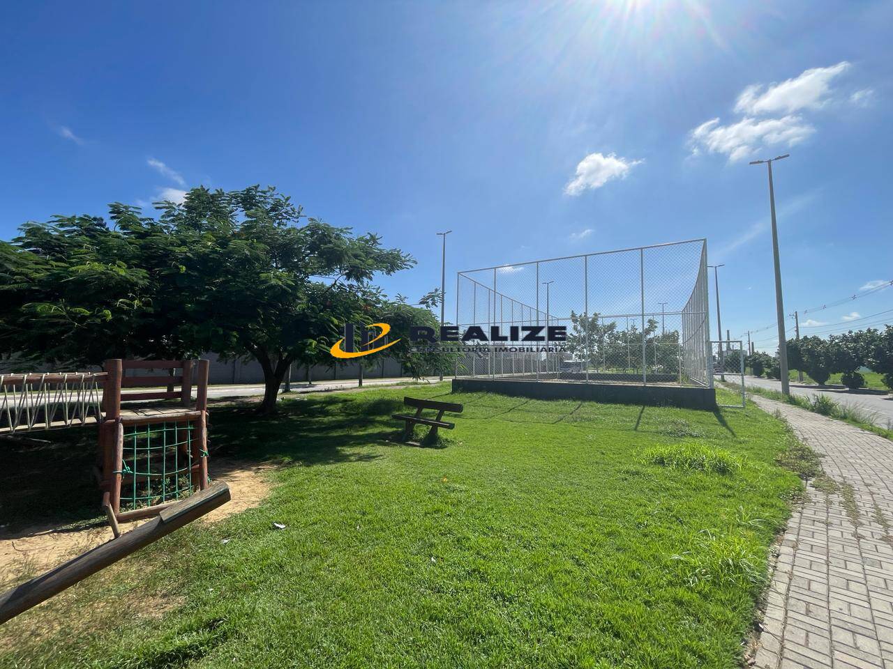 Terreno à Venda, 240 m²em Parque Tarcisio Miranda - Campos Dos Goytacazes