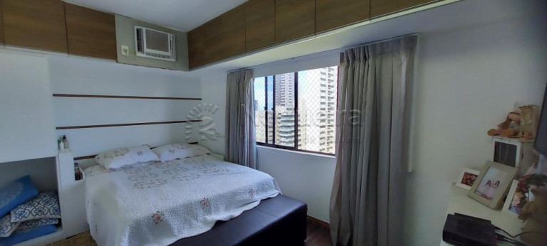 Imagem Apartamento com 3 Quartos à Venda, 180 m² em Boa Viagem - Recife