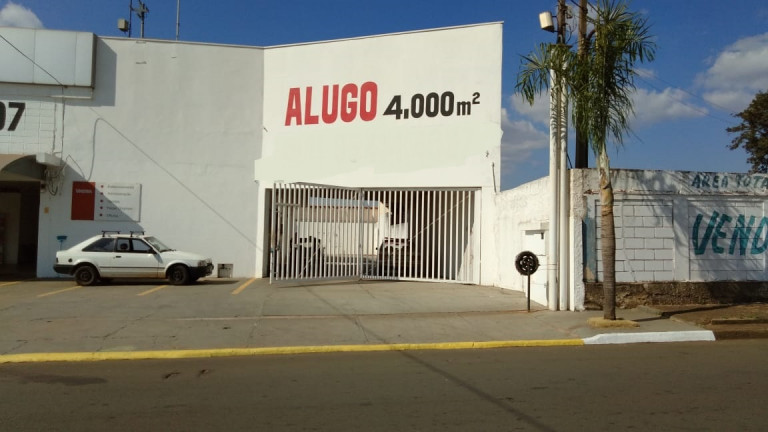 Imagem Galpão para Alugar, 4 m² em Vila Belmiro - Pirassununga Imagem Galpão para Alugar, 4 m² em Vila Belmiro - Pirassununga