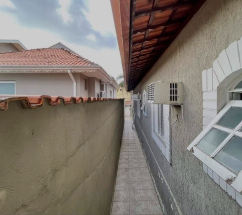 Imagem Casa com 3 Quartos à Venda,  em Vila Diva - Carapicuíba