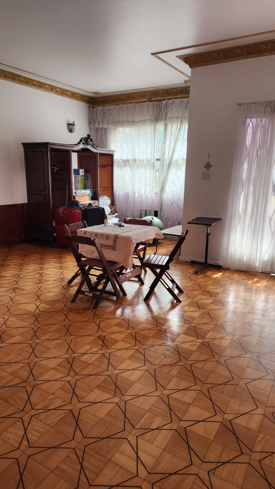 Imagem Casa com 5 Quartos à Venda, 298 m²em Santa Rosa - Niterói