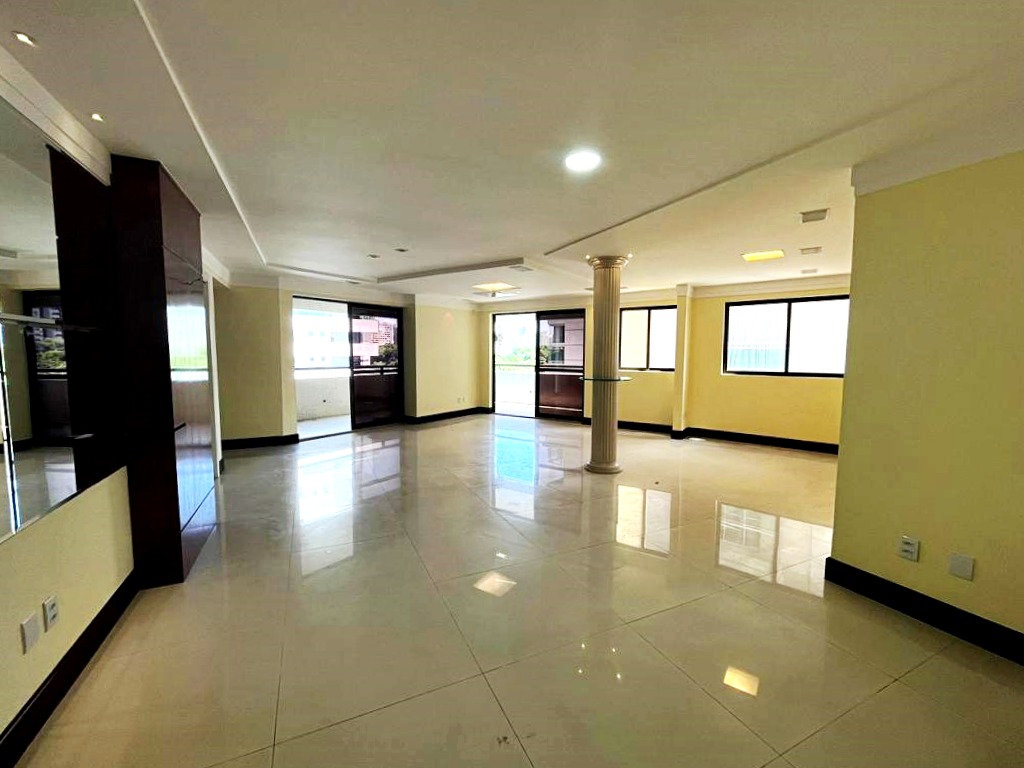 Imagem Apartamento com 4 Quartos à Venda, 266 m²em Nazaré - Belém