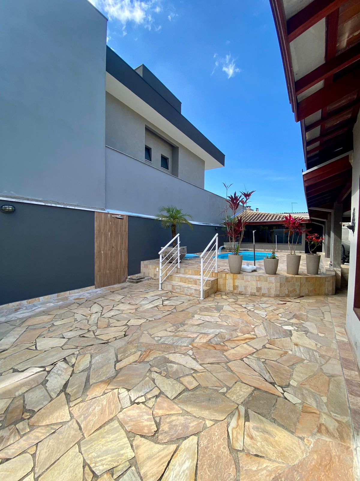 Imagem Casa de Condomínio com 4 Quartos à Venda, 160 m²em Massaguaçu - Caraguatatuba Imagem Casa de Condomínio com 4 Quartos à Venda, 160 m²em Massaguaçu - Caraguatatuba