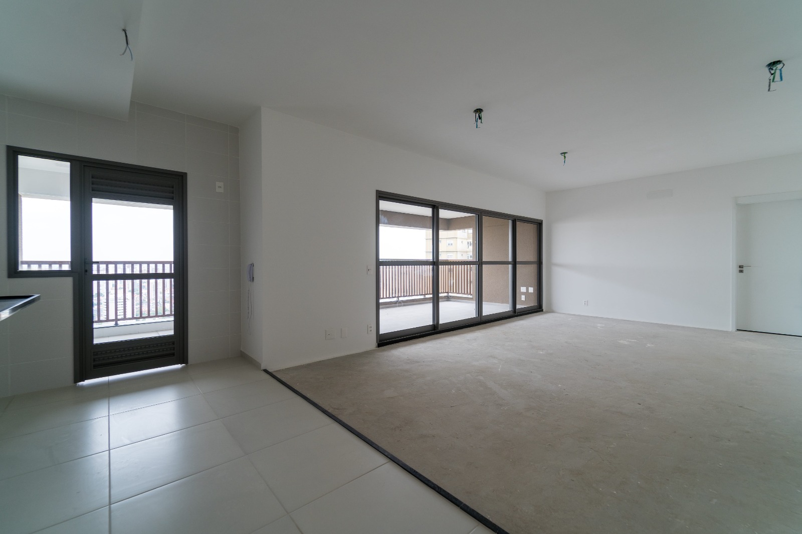 Imagem Apartamento com 4 Quartos à Venda, 132 m²em Vila Gumercindo - São Paulo